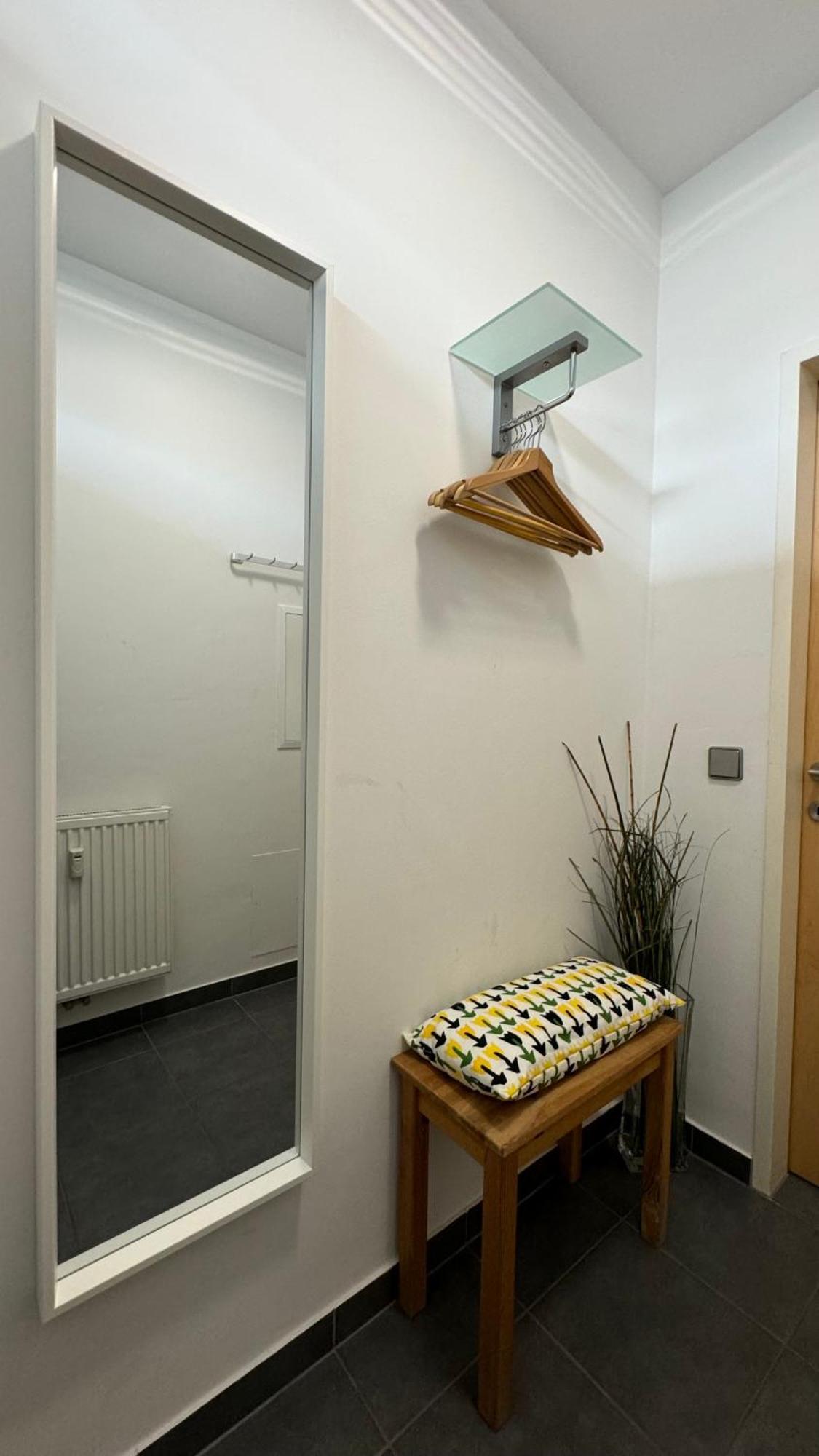 City Apartement Linz Fuer 5 Gaeste Mit Self-Checkin Und Kueche Dış mekan fotoğraf